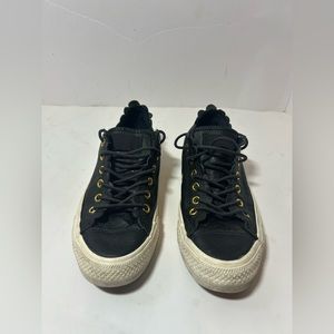 Converse Shoes Womens Sz  7 Chuck Taylor All Star Sneakers 563516C Black Leather